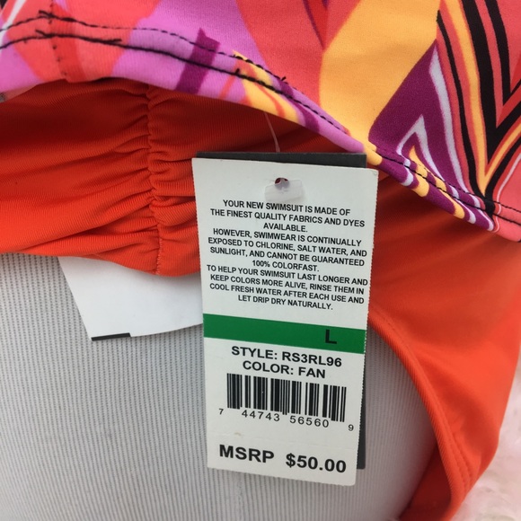 Nike & Kenneth Cole Mix & Match tankini - Picture 6 of 8